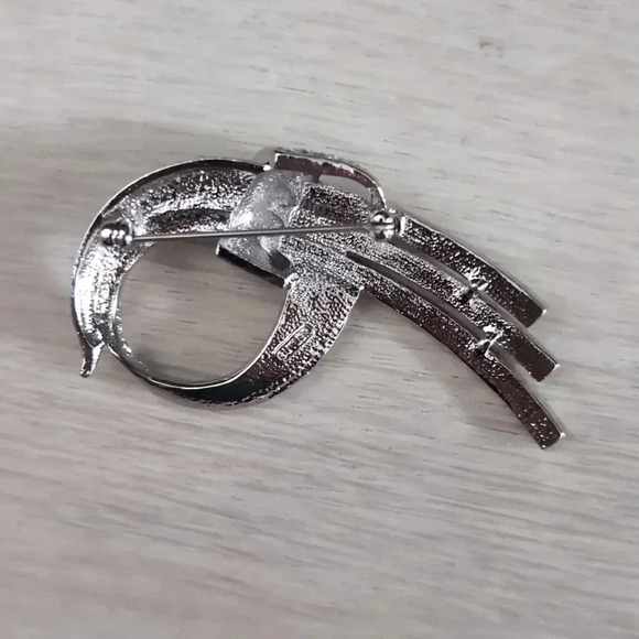 BUTLER | Vintage Silver with Clear Rhinestone Brooch - Picture 4 of 5